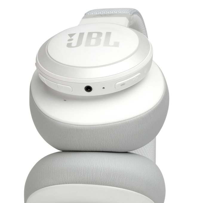 JBL Live 650BTNC - White - Wireless Over-Ear Noise-Cancelling Headphones - Detailshot 2 image number null